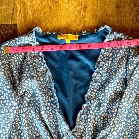 Rebellion Bohemian Plunging V-Neckline Blue Colored Maxi Dress Size Medium - Picture 9 of 15